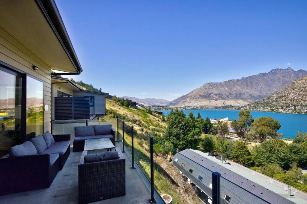 4 Bedroom Stunning Modern Family Home Queenstown Buitenkant foto